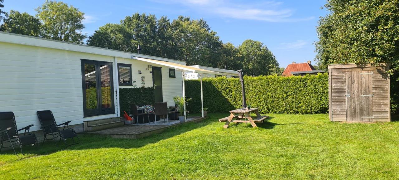 Gezellige Chalet Met Grote Privetuin. Dronrijp Экстерьер фото